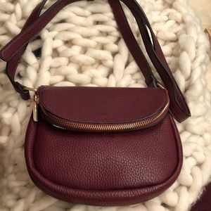 Old navy crossbody purse